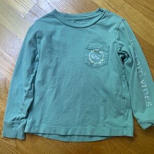 Vineyard vine long sleeve boys shirt. Size 3T